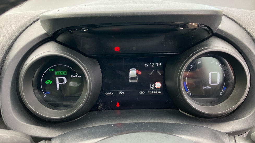 Toyota Yaris Cross 1.5 Hybrid Icon 5dr CVT Hybrid Estate - Image 11