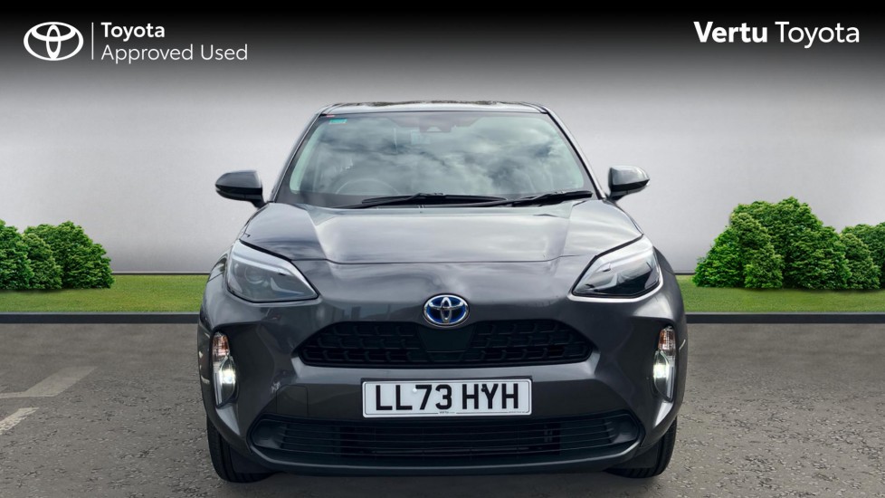 Toyota Yaris Cross 1.5 Hybrid Icon 5dr CVT Hybrid Estate - Image 22