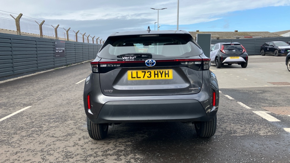Toyota Yaris Cross 1.5 Hybrid Icon 5dr CVT Hybrid Estate - Image 26