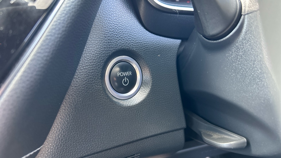 Toyota Corolla 1.8 Hybrid Icon 5dr CVT Hybrid Estate - Image 16