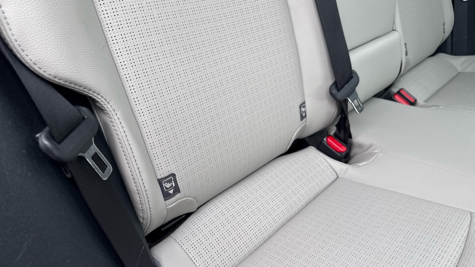 Toyota bZ4X 160kW Premiere Edition 71.4kWh 5dr Auto AWD Electric Hatchback - Image 14