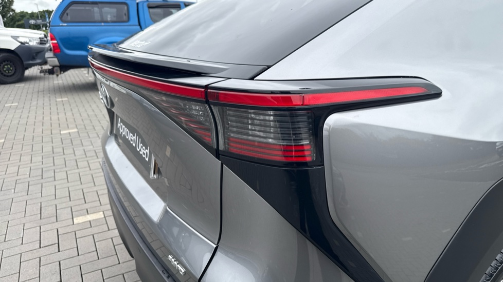 Toyota bZ4X 160kW Premiere Edition 71.4kWh 5dr Auto AWD Electric Hatchback - Image 21