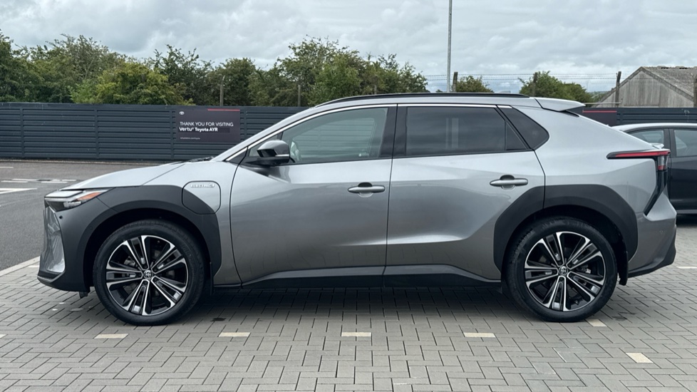 Toyota bZ4X 160kW Premiere Edition 71.4kWh 5dr Auto AWD Electric Hatchback - Image 24