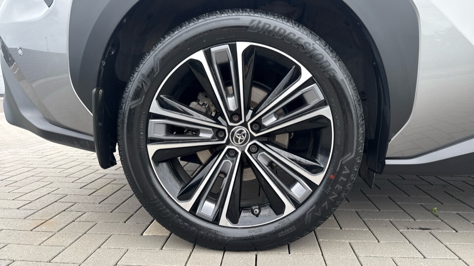 Toyota bZ4X 160kW Premiere Edition 71.4kWh 5dr Auto AWD Electric Hatchback - Image 25