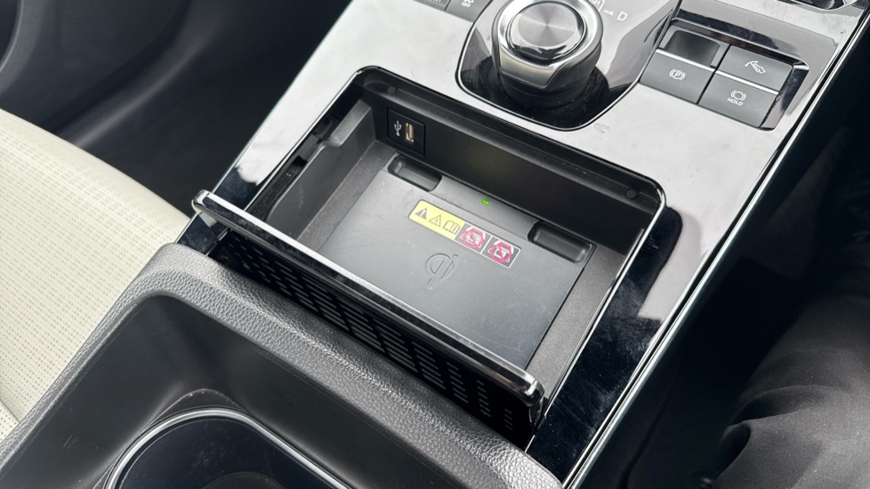 Toyota bZ4X 160kW Premiere Edition 71.4kWh 5dr Auto AWD Electric Hatchback - Image 34