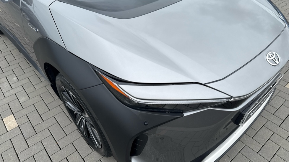 Toyota bZ4X 160kW Premiere Edition 71.4kWh 5dr Auto AWD Electric Hatchback - Image 50
