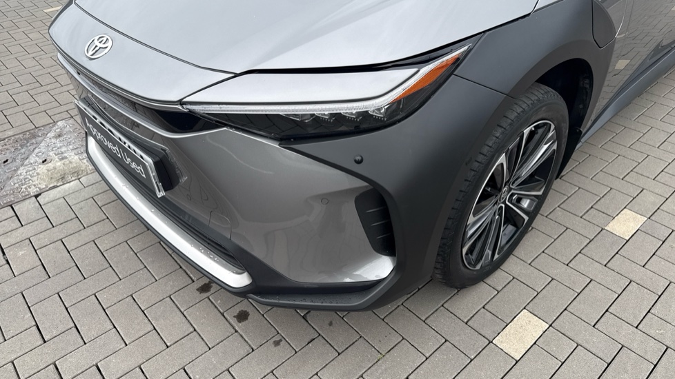 Toyota bZ4X 160kW Premiere Edition 71.4kWh 5dr Auto AWD Electric Hatchback - Image 53