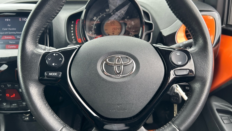 Toyota Aygo 1.0 VVT-i X-Cite 5 5dr x-shift Petrol Hatchback - Image 10