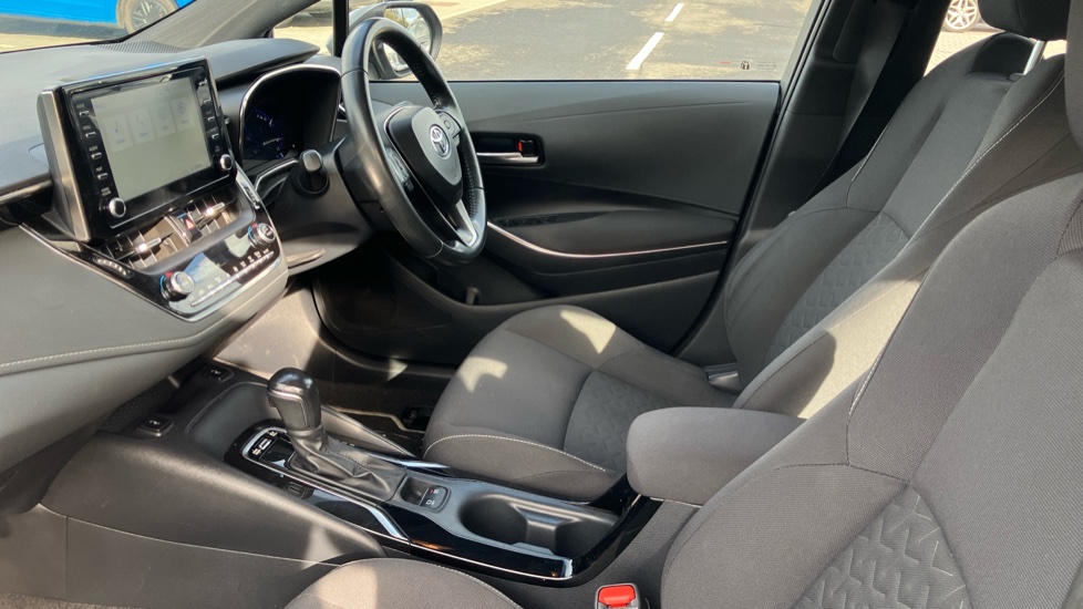 Toyota Corolla 1.8 VVT-i Hybrid Icon 5dr CVT Hybrid Hatchback - Image 5
