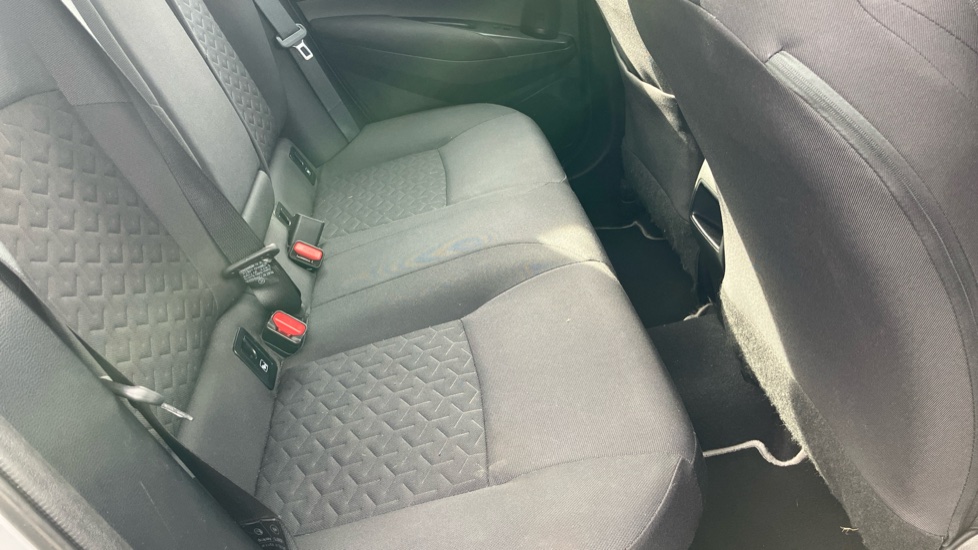 Toyota Corolla 1.8 VVT-i Hybrid Icon 5dr CVT Hybrid Hatchback - Image 8