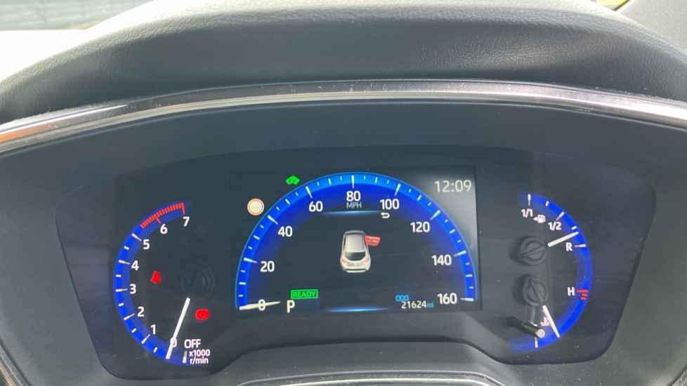 Toyota Corolla 1.8 VVT-i Hybrid Icon 5dr CVT Hybrid Hatchback - Image 11