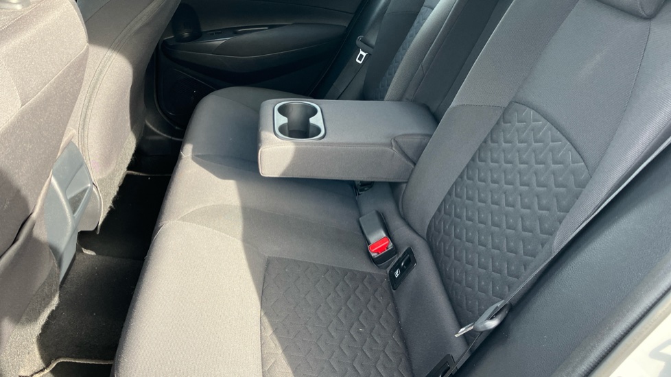 Toyota Corolla 1.8 VVT-i Hybrid Icon 5dr CVT Hybrid Hatchback - Image 15