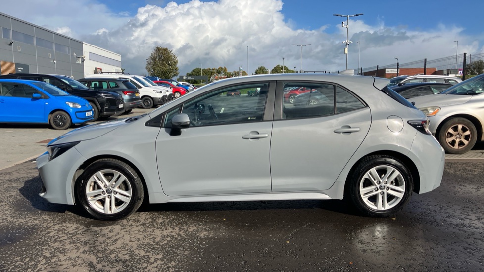 Toyota Corolla 1.8 VVT-i Hybrid Icon 5dr CVT Hybrid Hatchback - Image 24