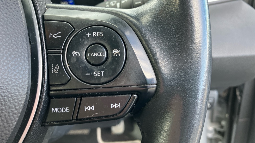 Toyota Corolla 1.8 VVT-i Hybrid Icon 5dr CVT Hybrid Hatchback - Image 35