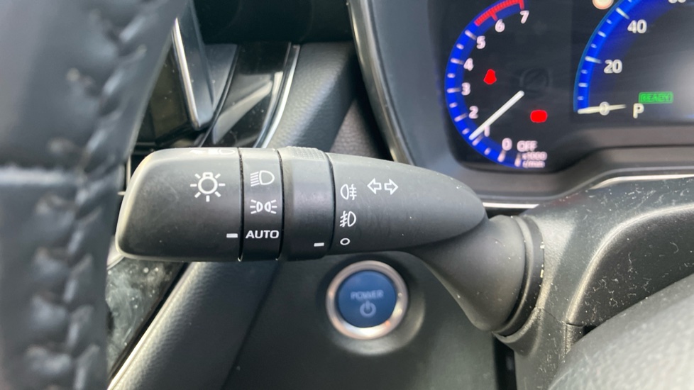 Toyota Corolla 1.8 VVT-i Hybrid Icon 5dr CVT Hybrid Hatchback - Image 37