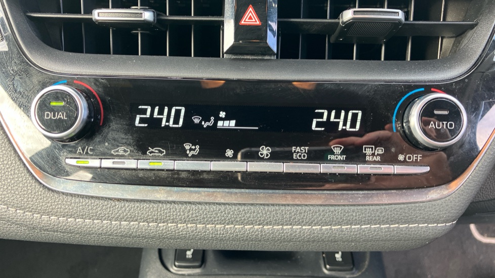 Toyota Corolla 1.8 VVT-i Hybrid Icon 5dr CVT Hybrid Hatchback - Image 38