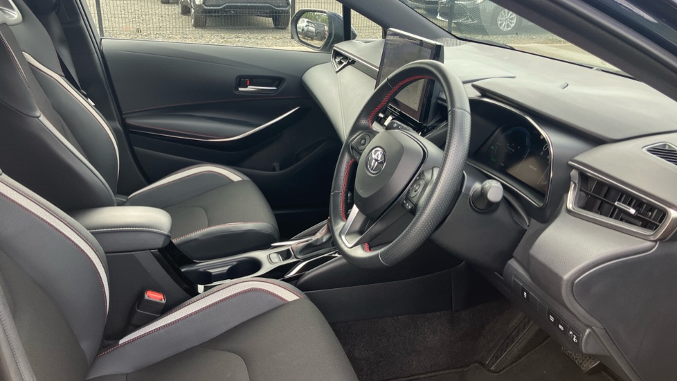 Toyota Corolla 1.8 Hybrid GR Sport 5dr CVT Hybrid Hatchback - Image 12