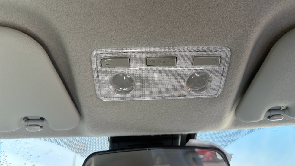Toyota Yaris 1.5 Hybrid Icon Tech 5dr CVT Hybrid Hatchback - Image 38
