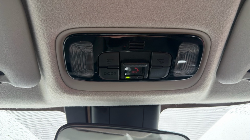 Toyota Yaris Cross 1.5 Hybrid Icon 5dr CVT Hybrid Estate - Image 40