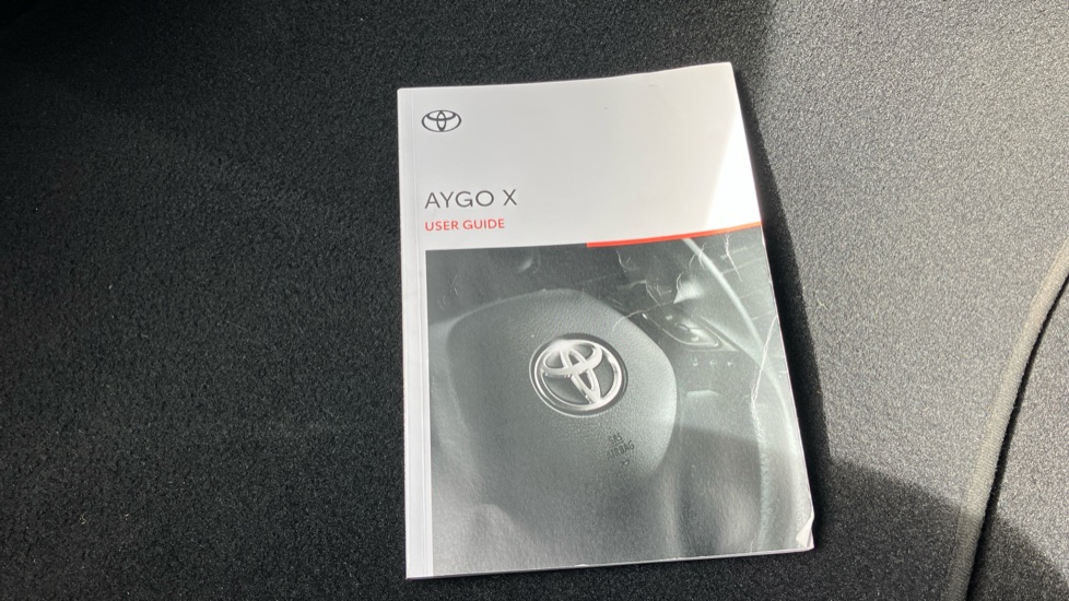Toyota Aygo X 1.0 VVT-i Edge 5dr Auto Petrol Hatchback - Image 27