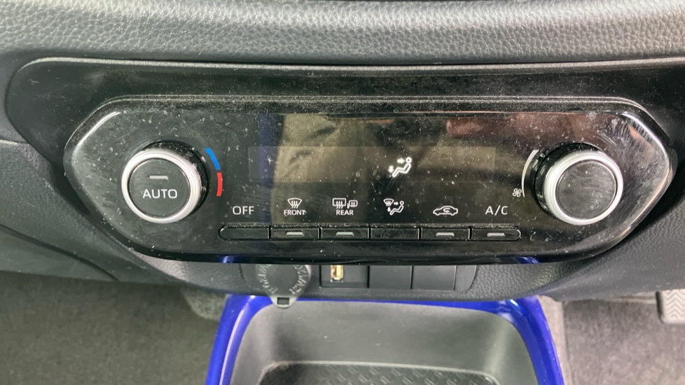 Toyota Aygo X 1.0 VVT-i Edge 5dr Auto Petrol Hatchback - Image 33