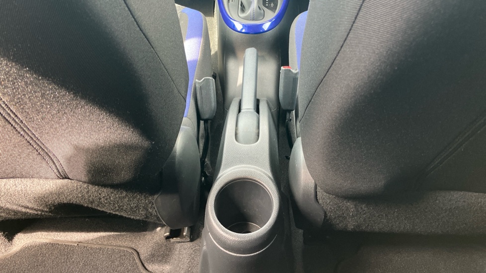 Toyota Aygo X 1.0 VVT-i Edge 5dr Auto Petrol Hatchback - Image 38