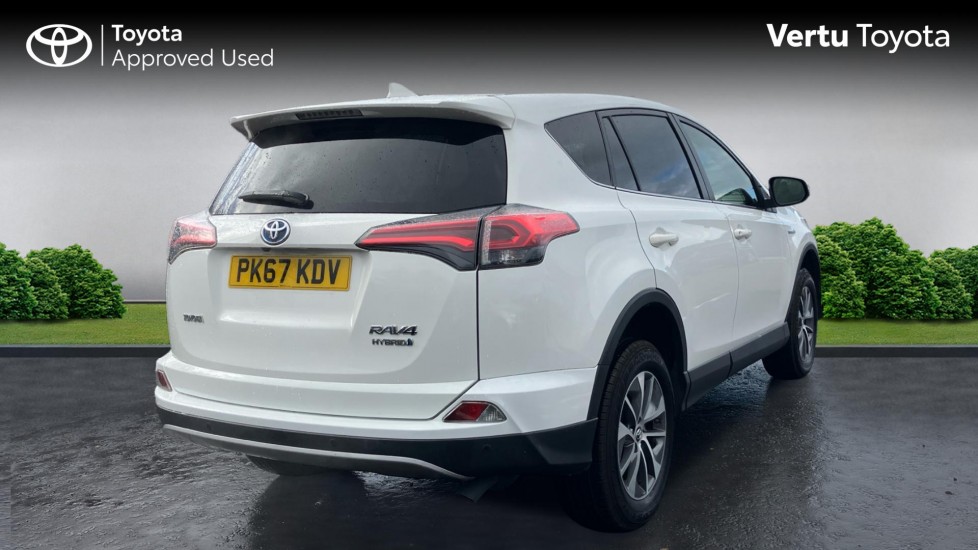 Toyota RAV4 2.5 VVT-i Hybrid Business Ed Plus TSS 5dr CVT 2WD Hybrid Estate - Image 2