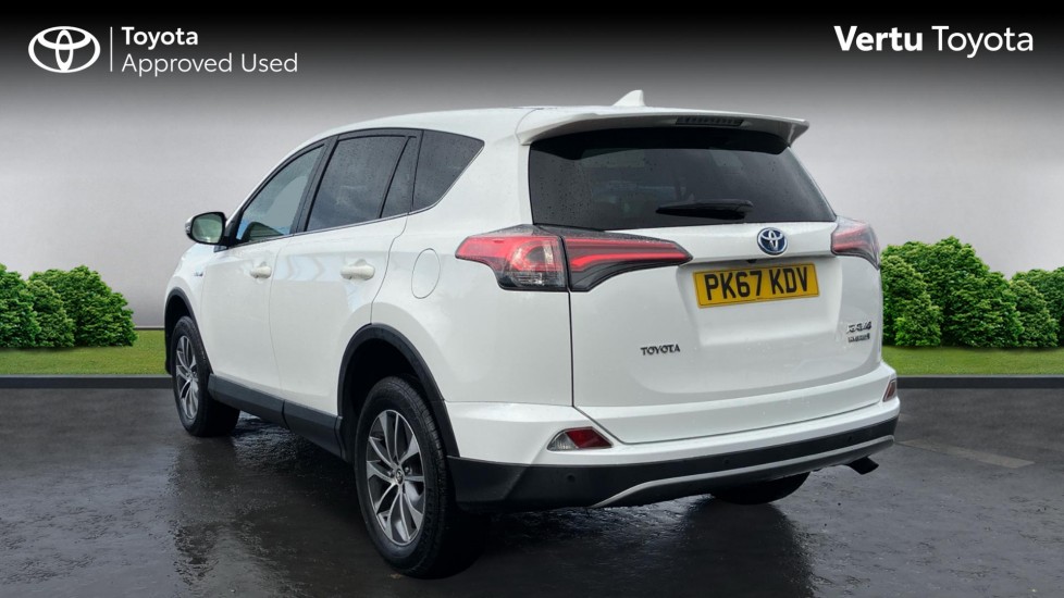 Toyota RAV4 2.5 VVT-i Hybrid Business Ed Plus TSS 5dr CVT 2WD Hybrid Estate - Image 4
