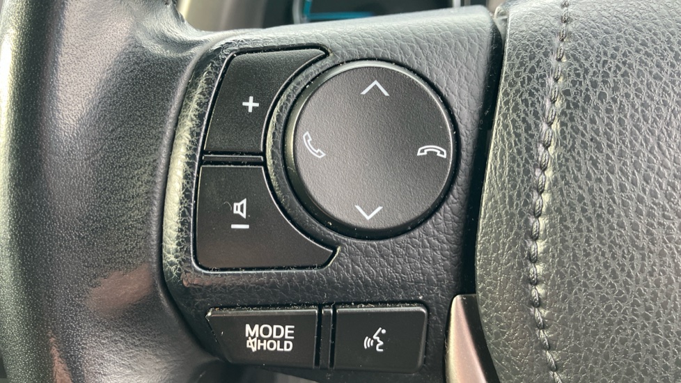 Toyota RAV4 2.5 VVT-i Hybrid Business Ed Plus TSS 5dr CVT 2WD Hybrid Estate - Image 34
