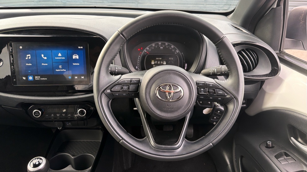 Toyota Aygo X 1.0 VVT-i Edge 5dr Petrol Hatchback - Image 7