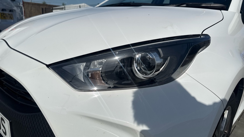 Toyota Yaris 1.5 Hybrid Icon 5dr CVT Hybrid Hatchback - Image 20