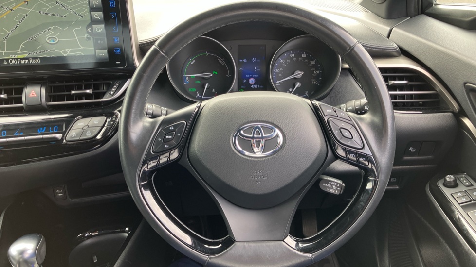 Toyota C-HR 1.8 Hybrid Dynamic 5dr CVT Hybrid Hatchback - Image 7