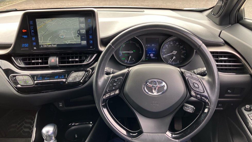 Toyota C-HR 1.8 Hybrid Dynamic 5dr CVT Hybrid Hatchback - Image 10