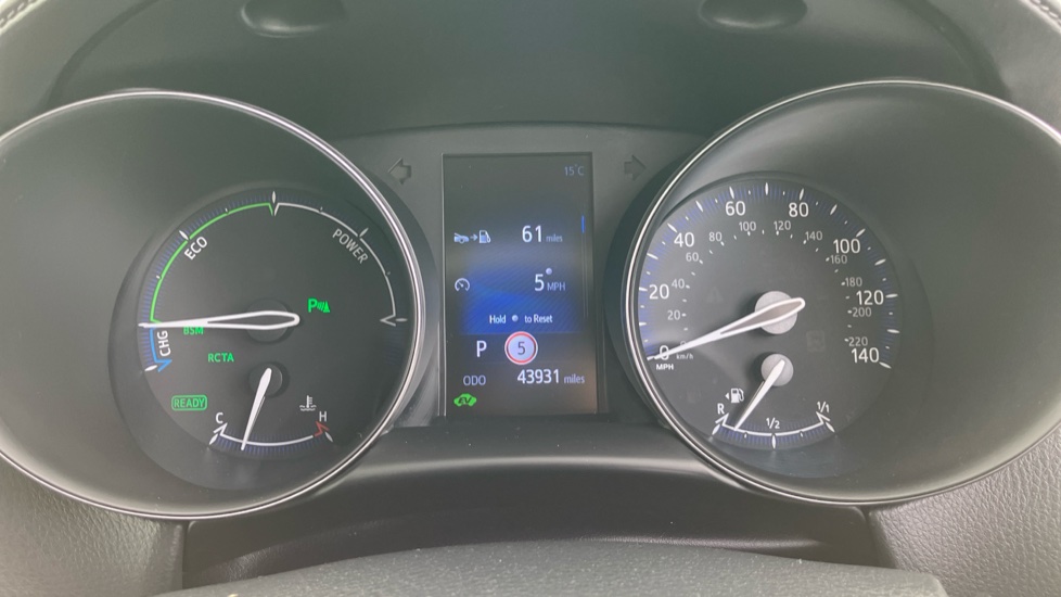 Toyota C-HR 1.8 Hybrid Dynamic 5dr CVT Hybrid Hatchback - Image 11