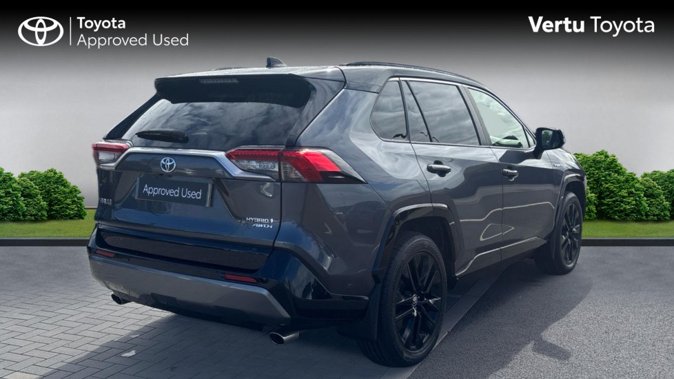 Toyota RAV4 2.5 VVT-i Hybrid Dynamic 5dr CVT Hybrid Estate - Image 2