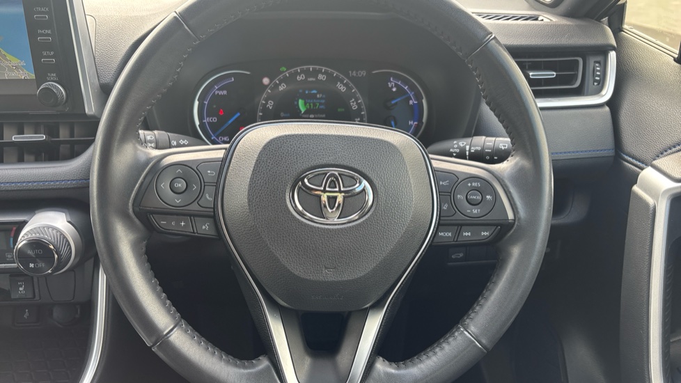 Toyota RAV4 2.5 VVT-i Hybrid Dynamic 5dr CVT Hybrid Estate - Image 10