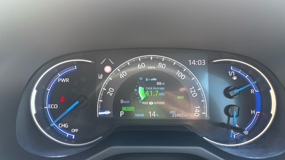 Toyota RAV4 2.5 VVT-i Hybrid Dynamic 5dr CVT Hybrid Estate - Image 11