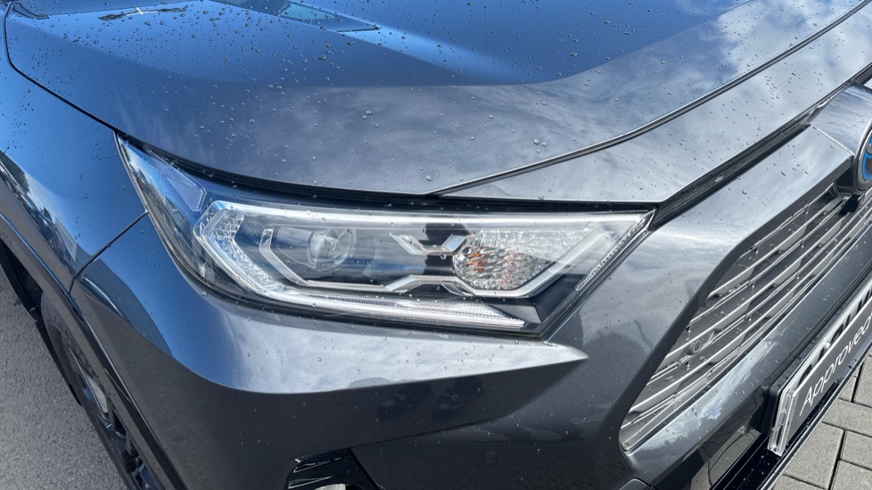Toyota RAV4 2.5 VVT-i Hybrid Dynamic 5dr CVT Hybrid Estate - Image 20