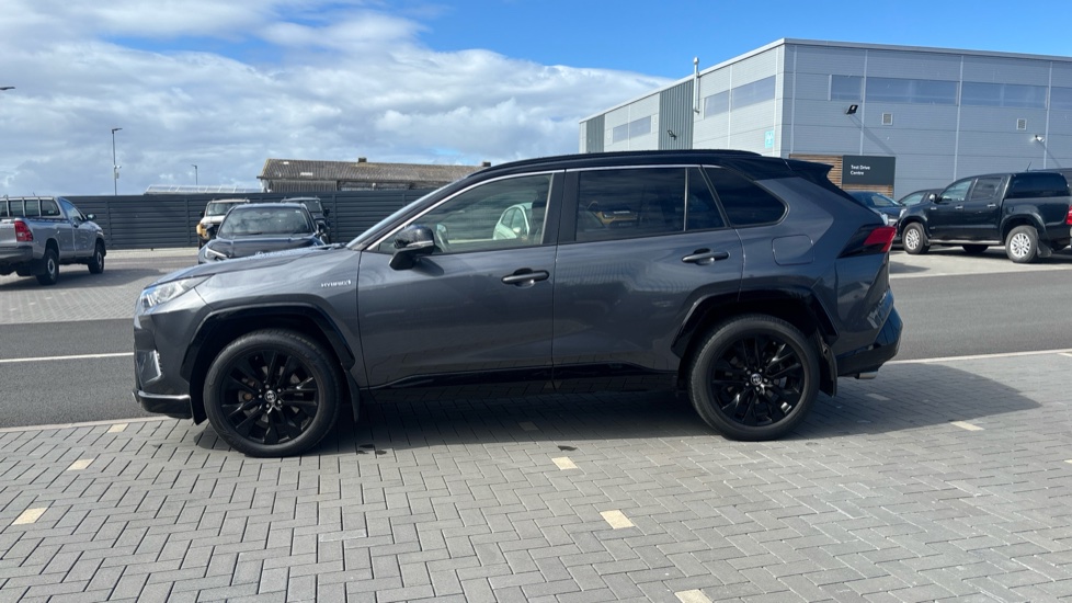Toyota RAV4 2.5 VVT-i Hybrid Dynamic 5dr CVT Hybrid Estate - Image 24