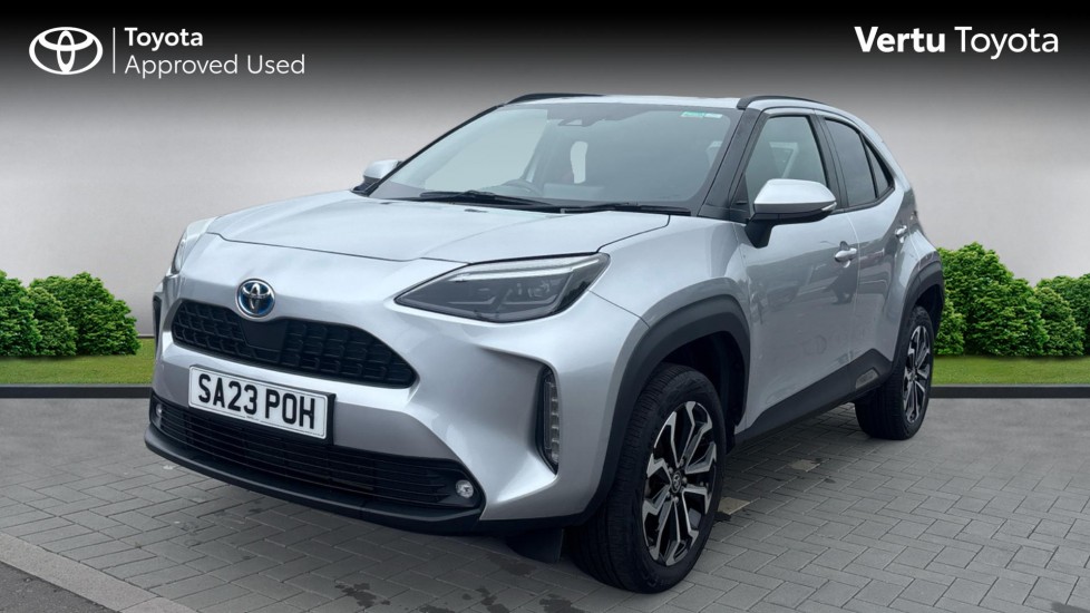 Toyota Yaris Cross 1.5 Hybrid Design 5dr CVT Hybrid Estate - Image 3