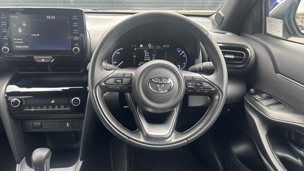 Toyota Yaris Cross 1.5 Hybrid Design 5dr CVT Hybrid Estate - Image 7