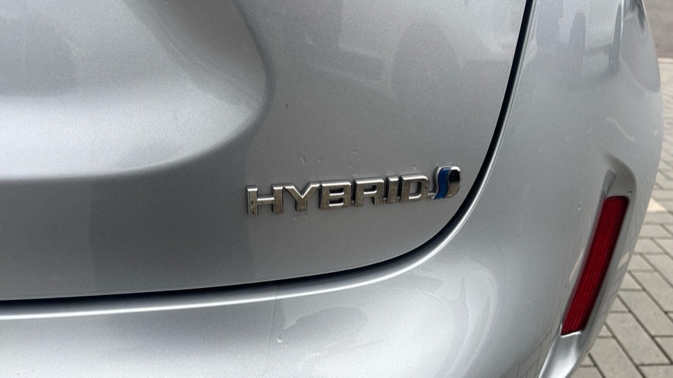 Toyota Yaris Cross 1.5 Hybrid Design 5dr CVT Hybrid Estate - Image 34