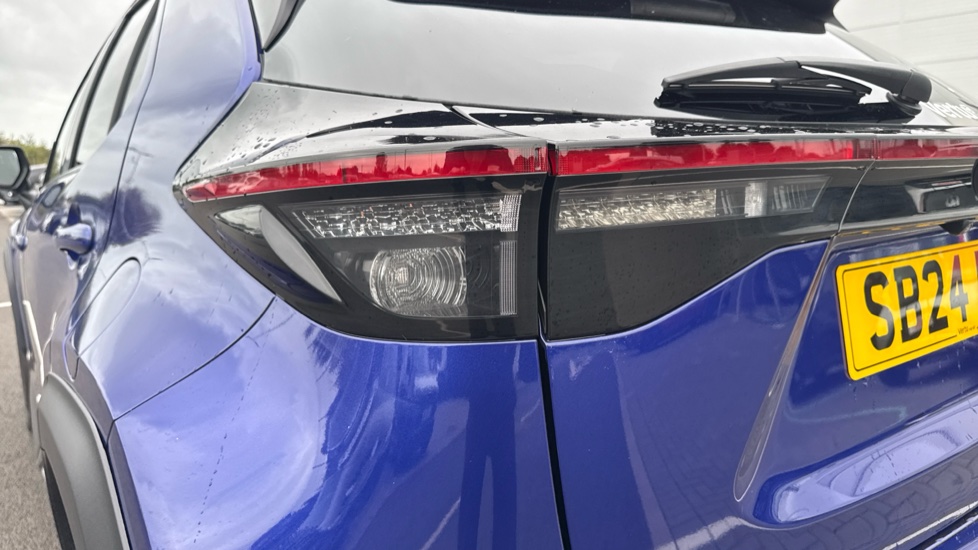 Toyota Yaris Cross 1.5 Hybrid Design 5dr CVT Hybrid Estate - Image 21