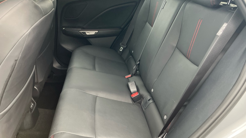 Lexus LBX 1.5 Premium Plus 5dr E-CVT Hybrid Hatchback - Image 15