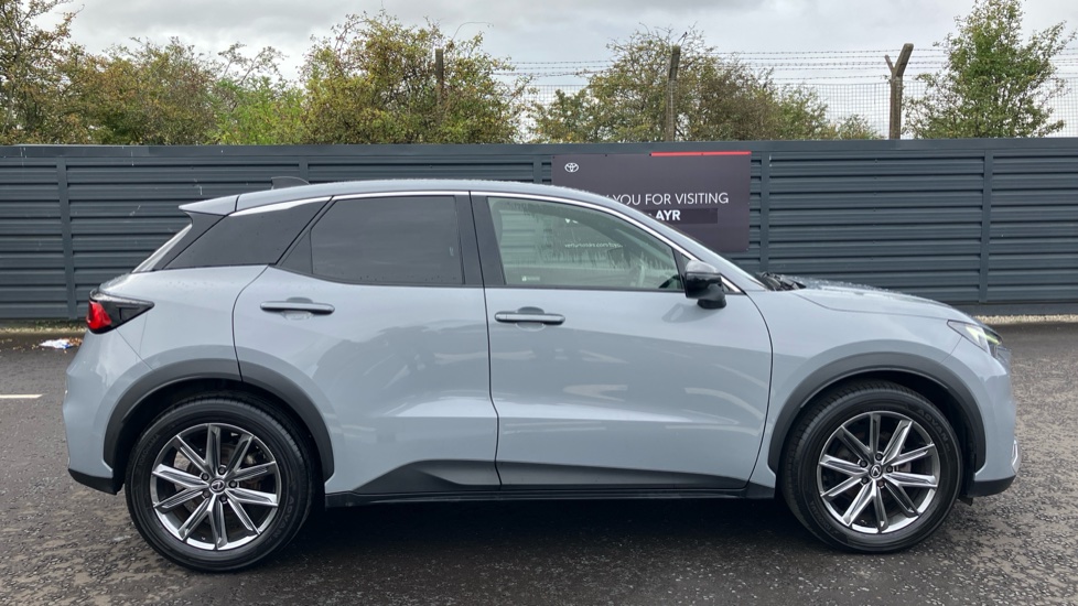 Lexus LBX 1.5 Premium Plus 5dr E-CVT Hybrid Hatchback - Image 23