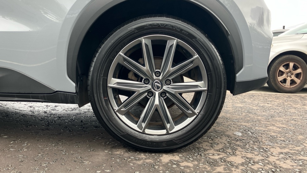 Lexus LBX 1.5 Premium Plus 5dr E-CVT Hybrid Hatchback - Image 25