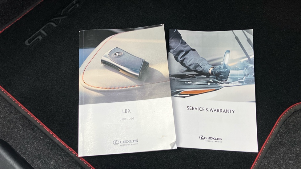 Lexus LBX 1.5 Premium Plus 5dr E-CVT Hybrid Hatchback - Image 27