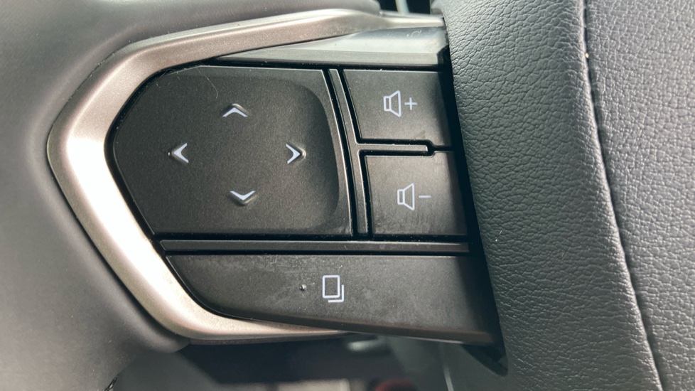 Lexus LBX 1.5 Premium Plus 5dr E-CVT Hybrid Hatchback - Image 38