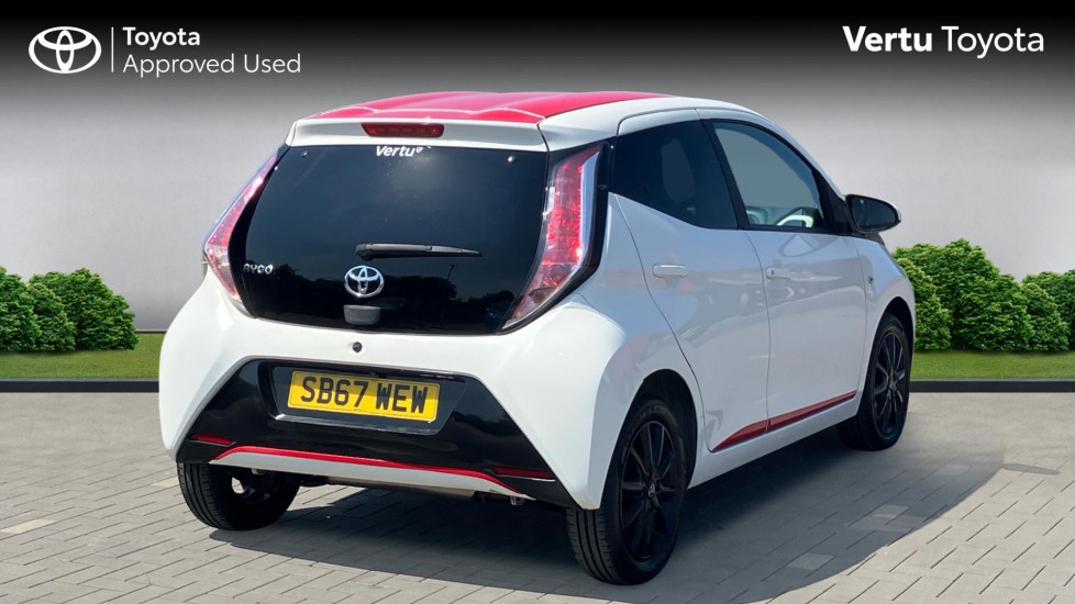 Toyota Aygo 1.0 VVT-i X-Press 5dr x-shift Petrol Hatchback - Image 2