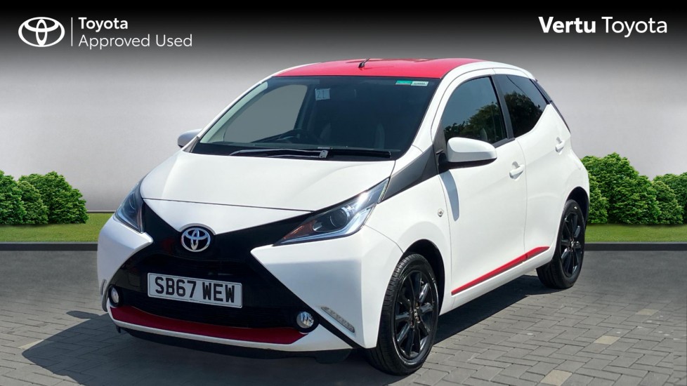 Toyota Aygo 1.0 VVT-i X-Press 5dr x-shift Petrol Hatchback - Image 3